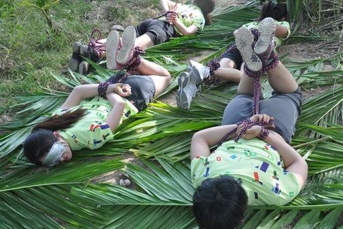 泰总理中国行，保镖佳人趣事引热议  第3张